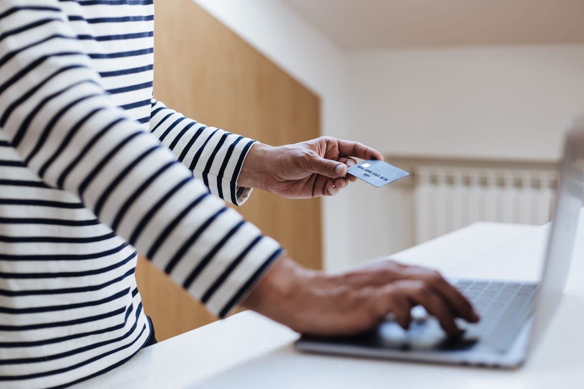 Logging in to a banking app and paying by card from a Russian IP address